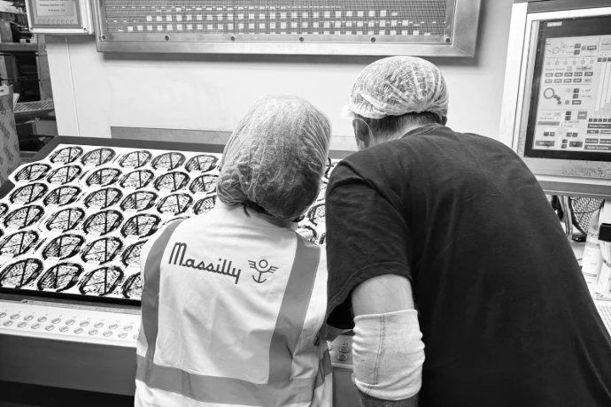 impression des boîtes de sardines millésimées chez Franpac